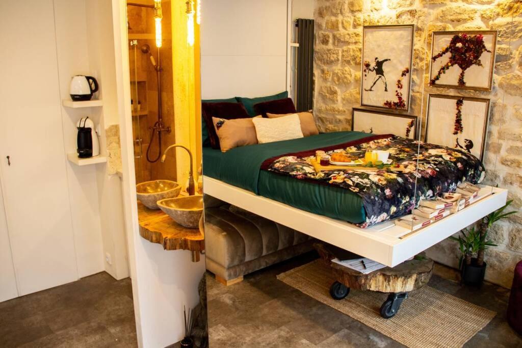 Tiny Gallery Paris Gare Montparnasse Экстерьер фото