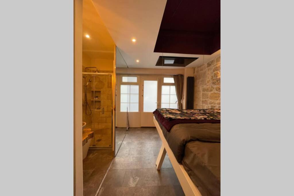 Tiny Gallery Paris Gare Montparnasse Экстерьер фото